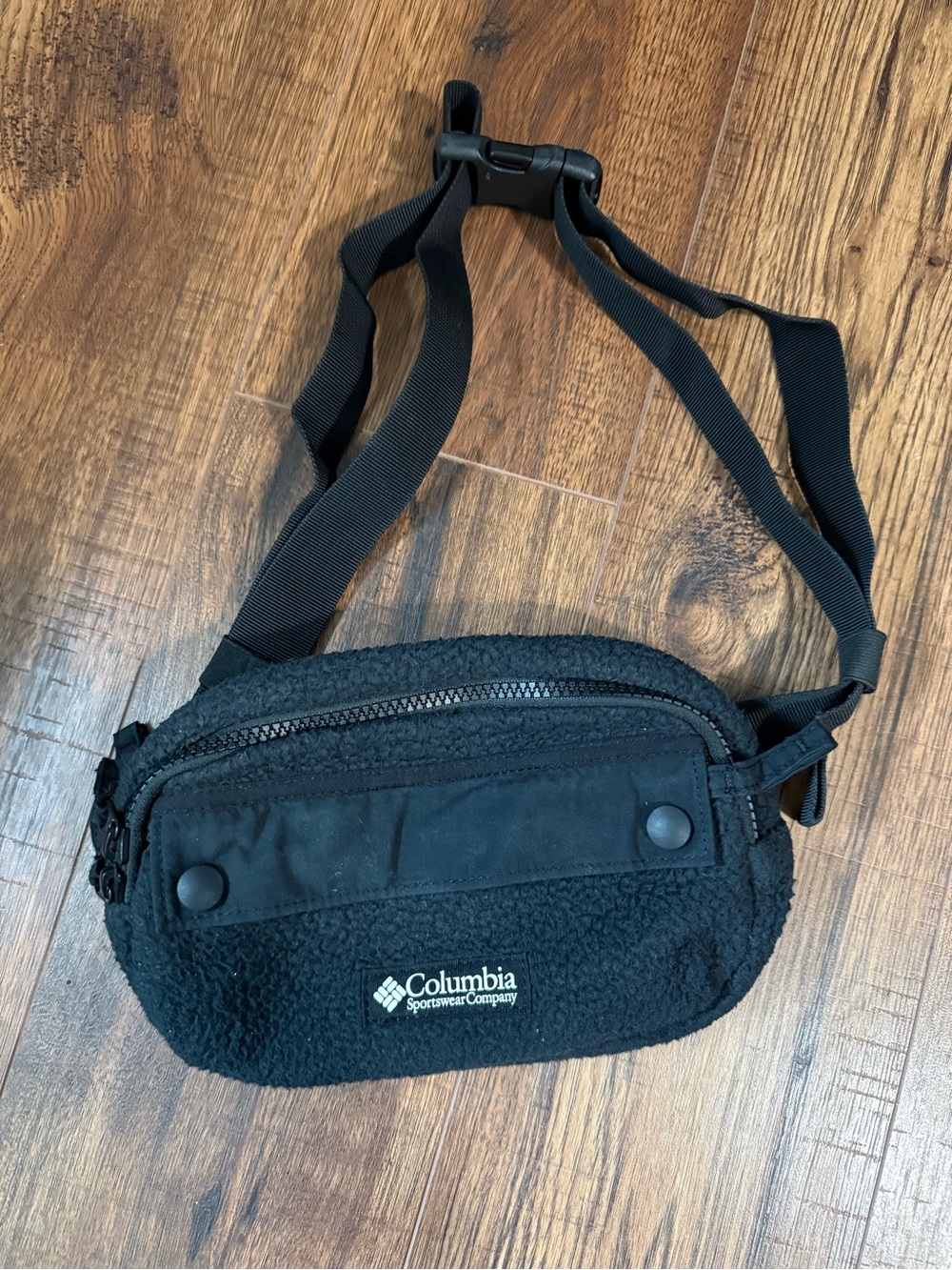 Columbia Black Sherpa Waist Pack - Cozy Crossbody Belt Bag